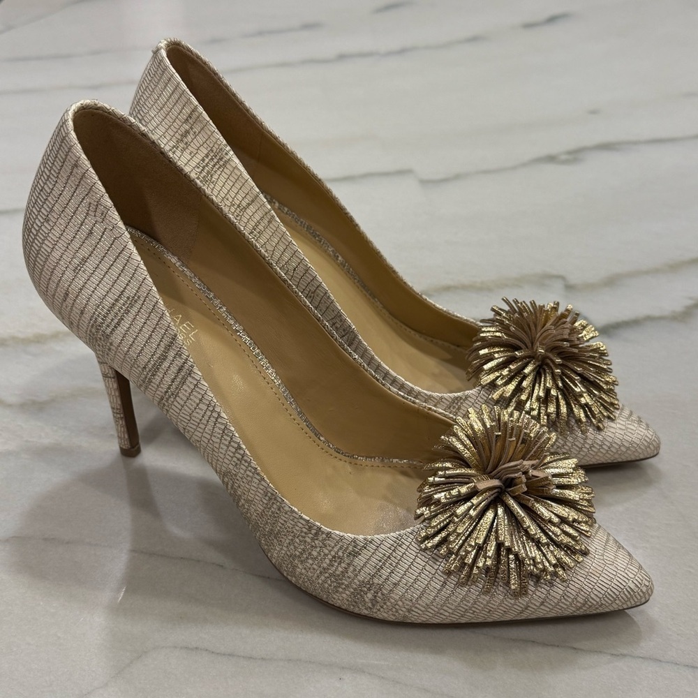 Michael Kors Lolita Heels Size 9.5 Metallic Gold Pom NWOB